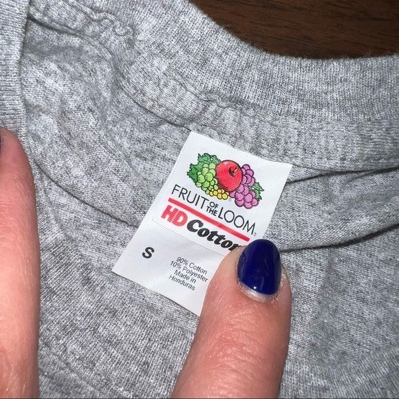 Hogwarts Alumni T-shirt - Picture 6 of 7